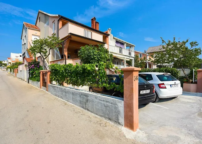 Apartmani Damant